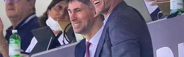 9393体育平台-红黑大叔们 都露出了老父亲般的笑容